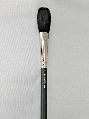 MAC 116 Blush Brush - ORIGINAL, Goat Hair, Made in Japan, RARE, NEW - SHIPS FAST